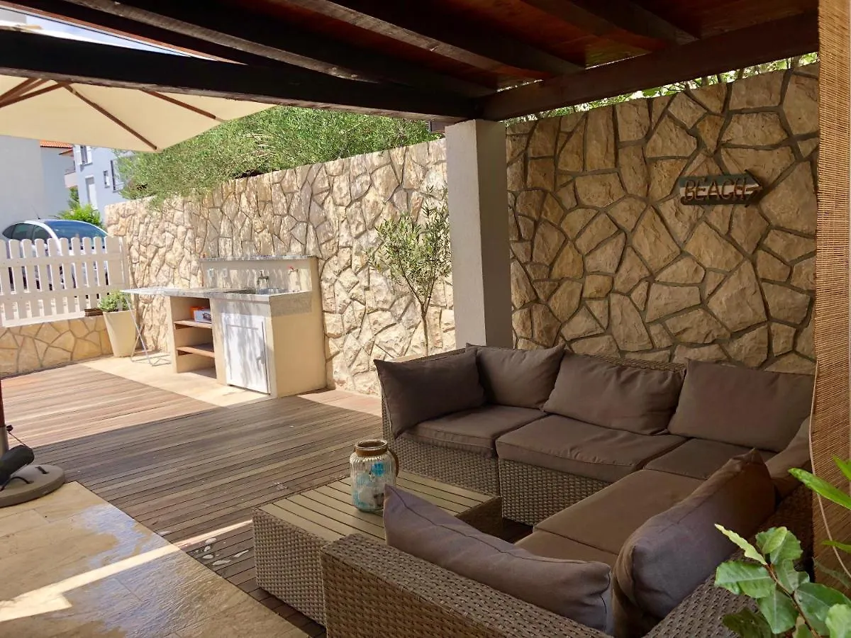 Apartments Adria Garden Baška Kroatien