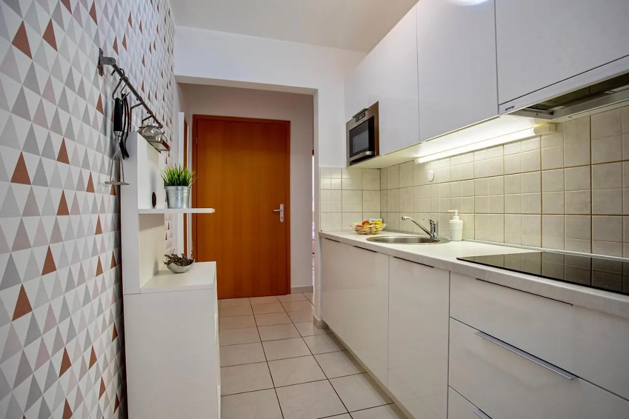 Apartments Adria Garden Baška