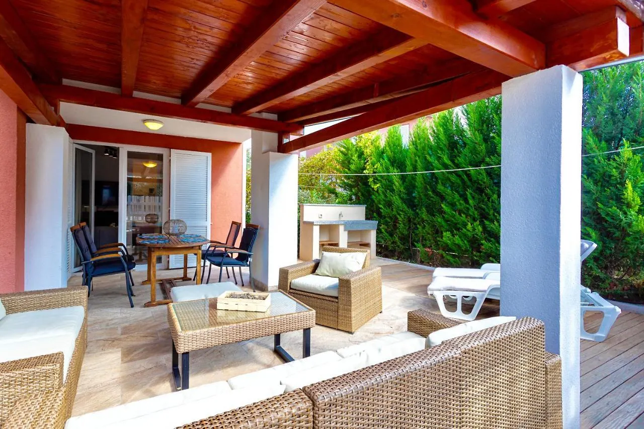 Apartments Adria Garden Baška