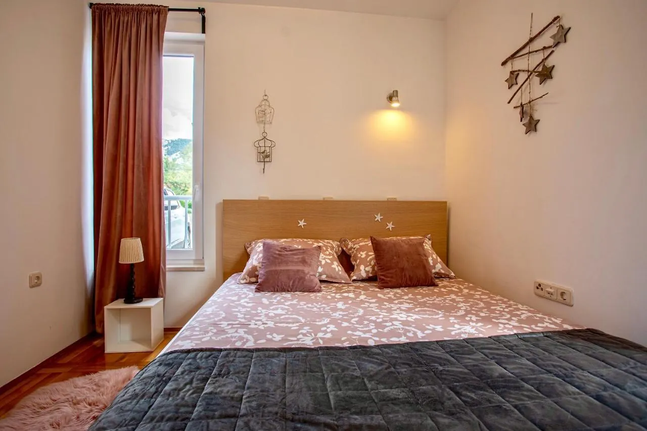 Apartments Adria Garden Baška 0*,  Kroatien